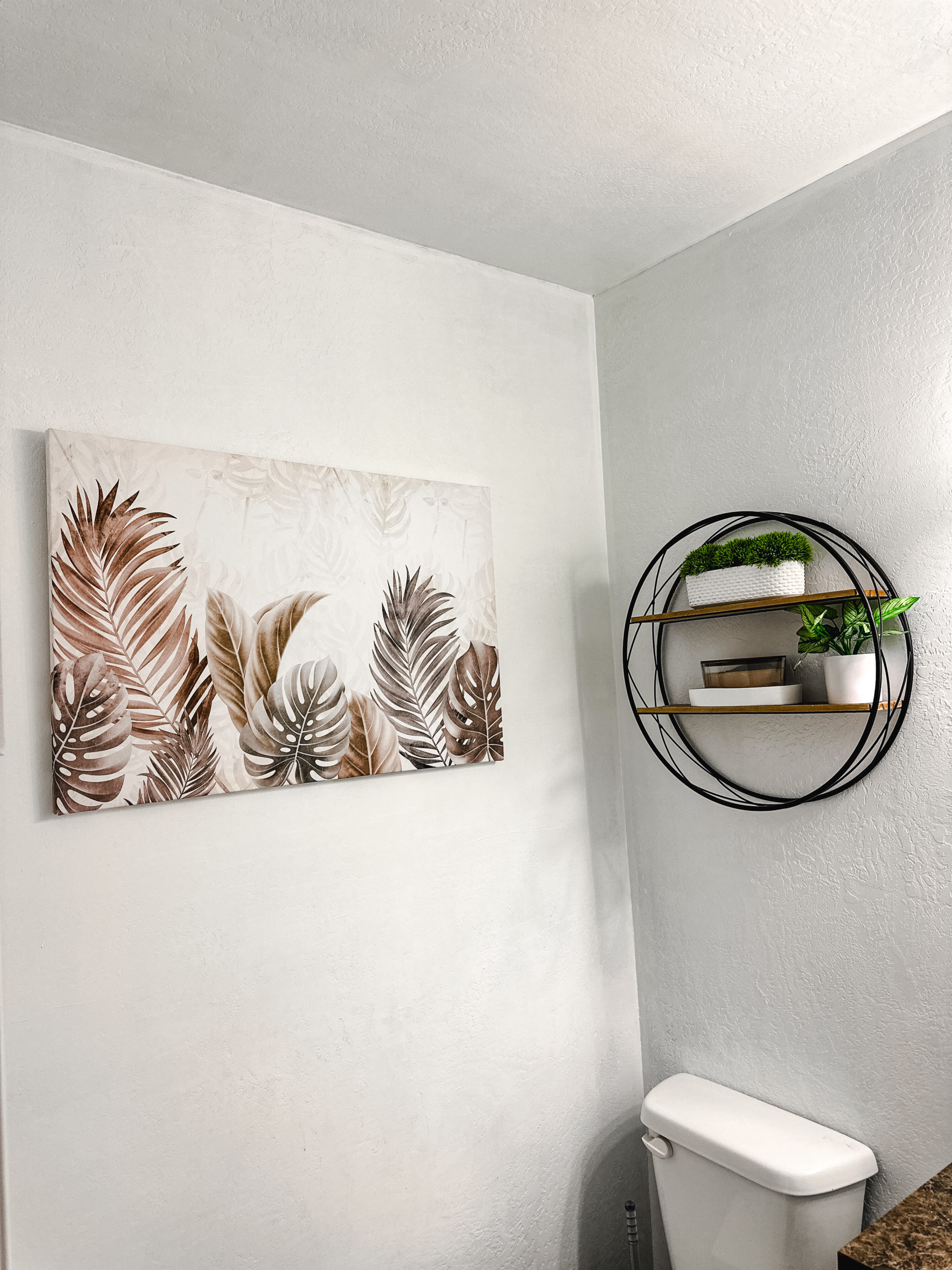 Bathroom makeover with Photowall - Chevone + CO